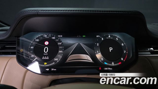 Land Rover Range Rover 2024 — photo 8