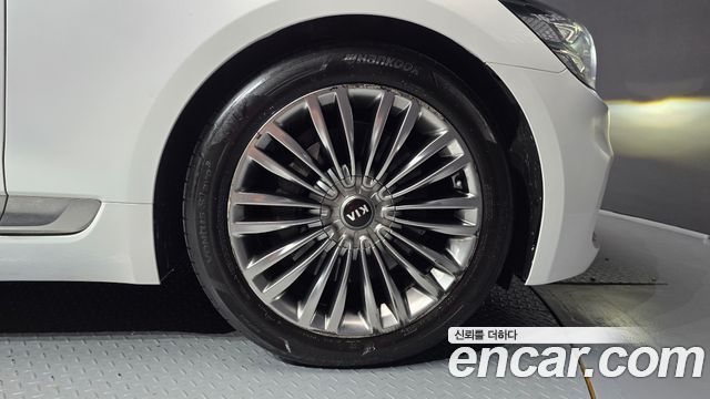 Kia K9 2019 — photo 7
