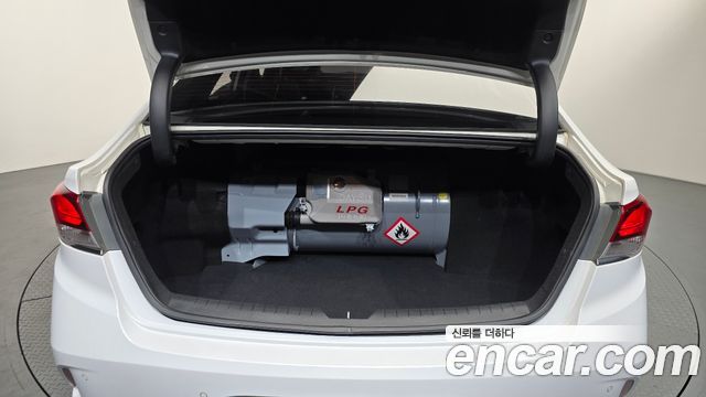 Hyundai Sonata 2019 — photo 22
