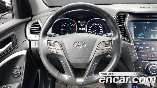 Hyundai Santafe 2016 — photo 13