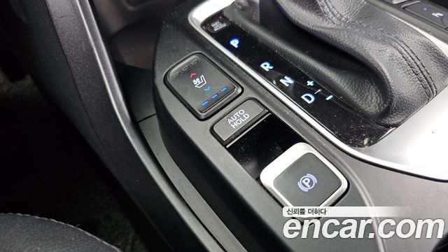 Hyundai Santafe 2016 — photo 17