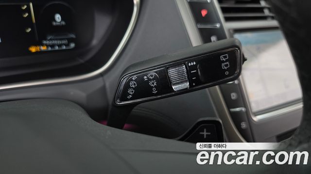 Lincoln Nautilus 2019 — photo 24