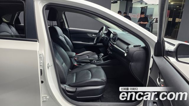 Kia K3 2020 — photo 17
