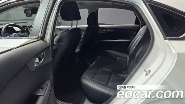 Kia K3 2020 — photo 18