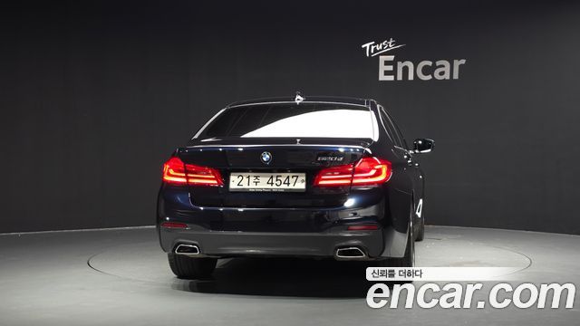 BMW 5-Series 2019 — photo 4