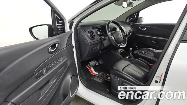 Renault Korea QM3 2019 — photo 10