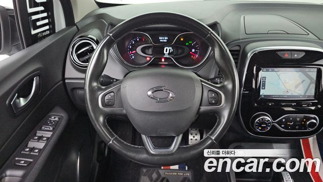 Renault Korea QM3 2019 — photo 13