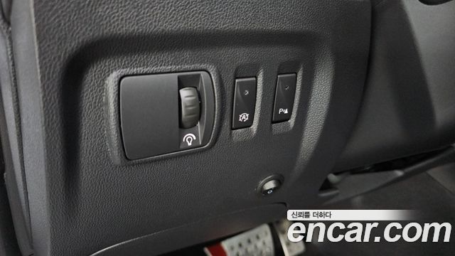 Renault Korea QM3 2019 — photo 17