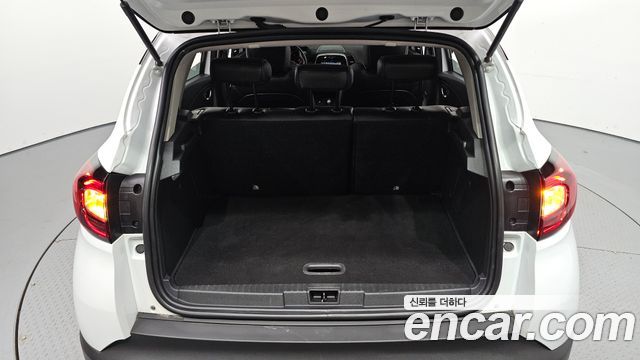 Renault Korea QM3 2019 — photo 20