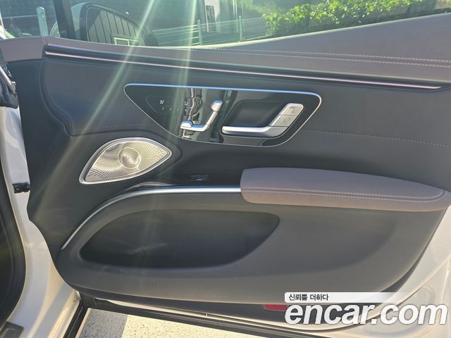 Mercedes-Benz EQS 2023 — photo 11