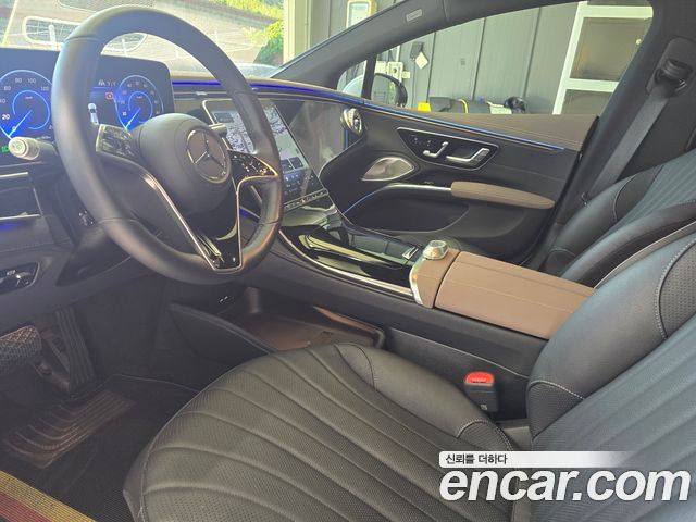 Mercedes-Benz EQS 2023 — photo 13