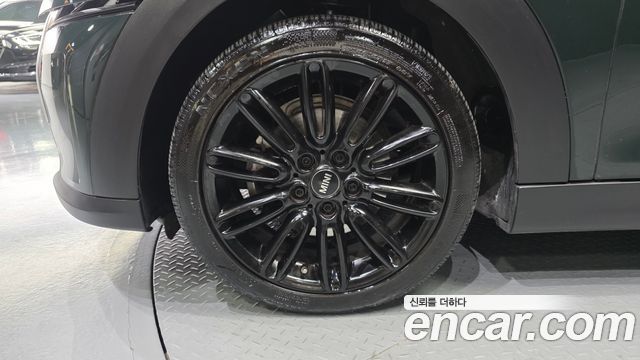 Mini Cooper 2023 — photo 5