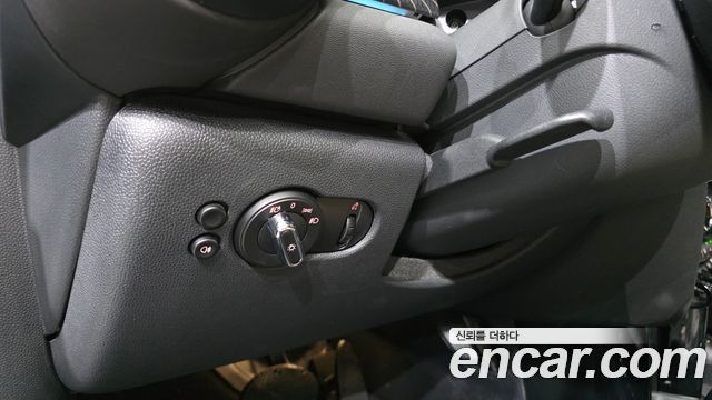 Mini Cooper 2023 — photo 20
