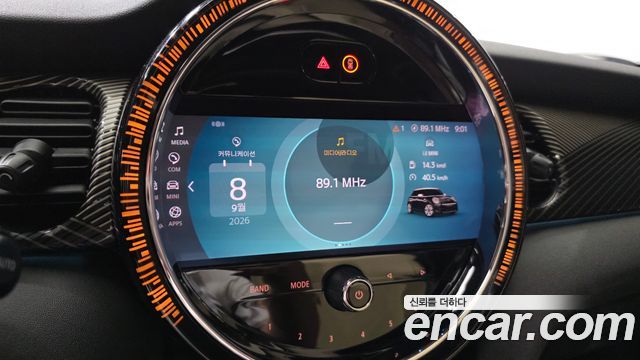Mini Cooper 2023 — photo 22