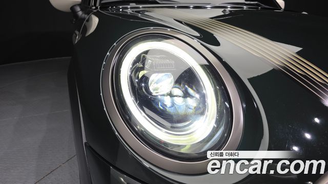 Mini Cooper 2023 — photo 8