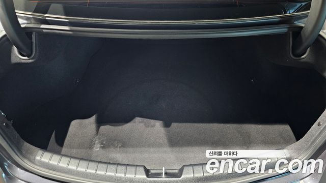 Kia K7 2019 — photo 16