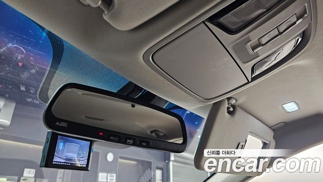 Kia K7 2019 — photo 20