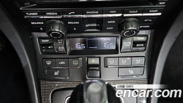Porsche 911 2015 — photo 17