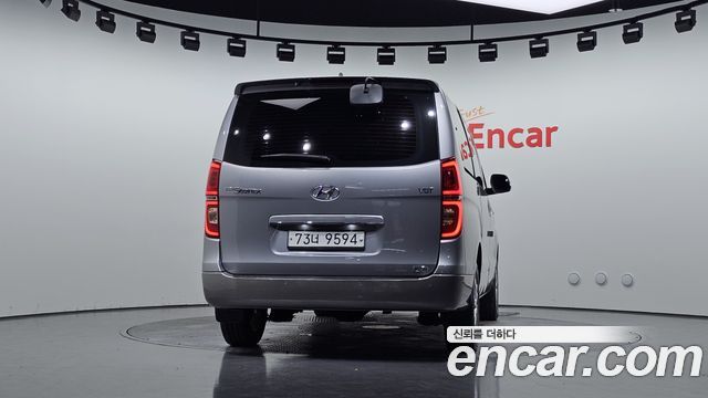 Hyundai Starex 2019 — photo 4