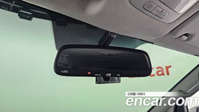 Hyundai Starex 2019 — photo 18