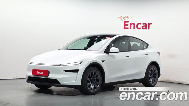 Tesla Model Y 2026 — photo 1