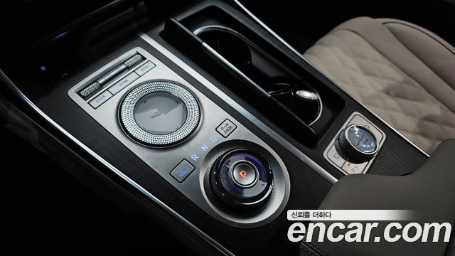 Genesis GV80 2022 — photo 12
