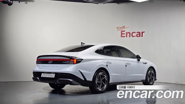 Hyundai Sonata 2025 — photo 2