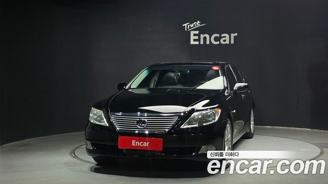 Lexus LS 2009 — photo 3