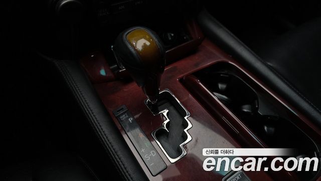 Lexus LS 2009 — photo 9