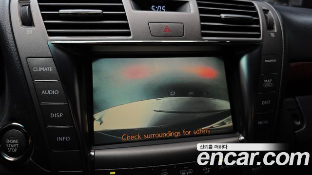 Lexus LS 2009 — photo 14