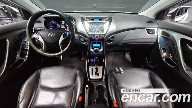 Hyundai AVANTE 2011 — photo 10