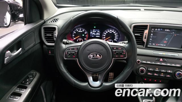Kia Sportage 2018 — photo 19
