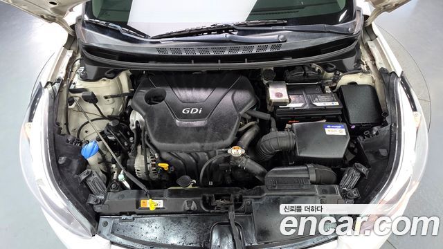 Hyundai AVANTE 2014 — photo 6