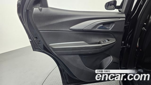 Chevrolet Korea Trailblazer 2022 — photo 15