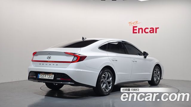 Hyundai Sonata 2022 — photo 2