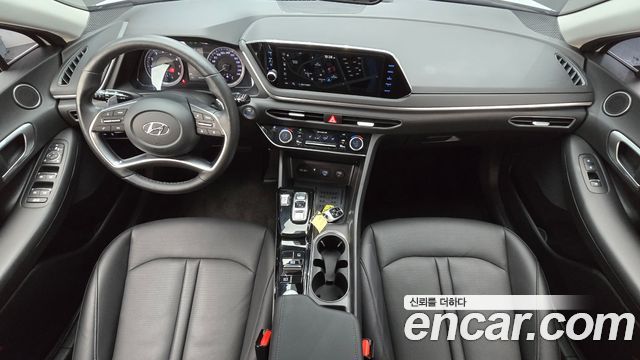 Hyundai Sonata 2022 — photo 10