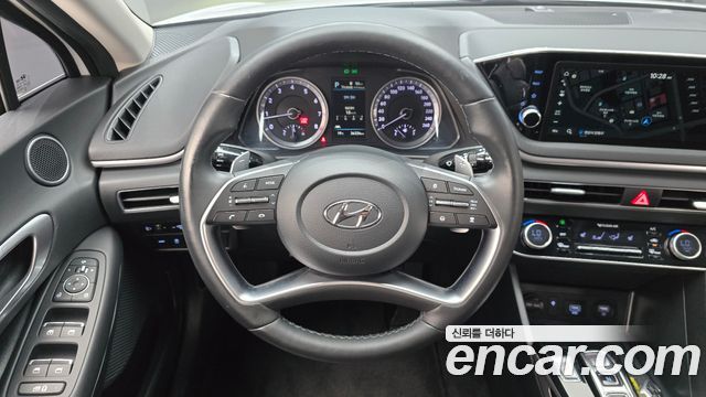 Hyundai Sonata 2022 — photo 20