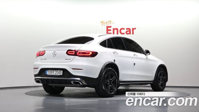 Mercedes-Benz GLC-Class 2023 — photo 2