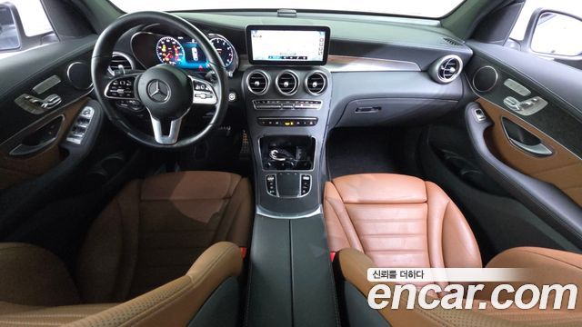 Mercedes-Benz GLC-Class 2023 — photo 7