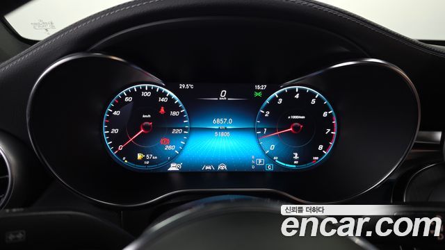 Mercedes-Benz GLC-Class 2023 — photo 8