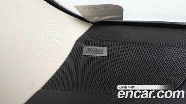 Lexus NX 2017 — photo 23