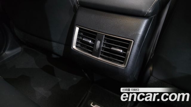 Lexus NX 2017 — photo 31