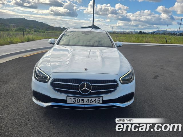 Mercedes-Benz E-Class 2021 — photo 2