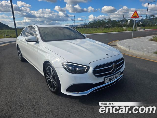 Mercedes-Benz E-Class 2021 — photo 3