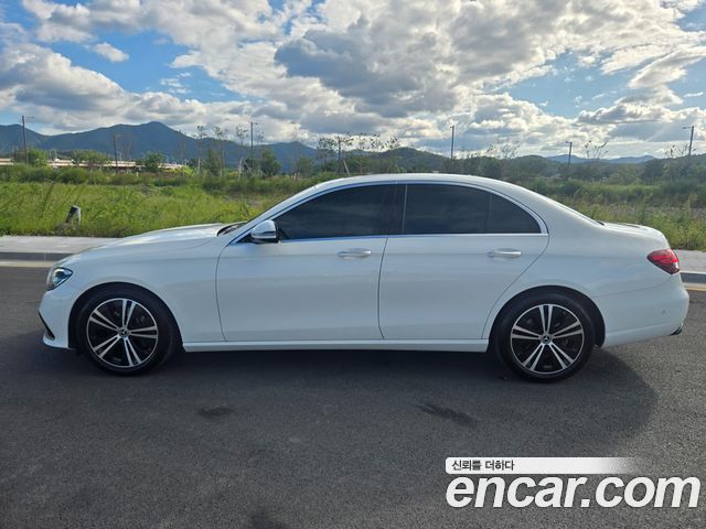 Mercedes-Benz E-Class 2021 — photo 5