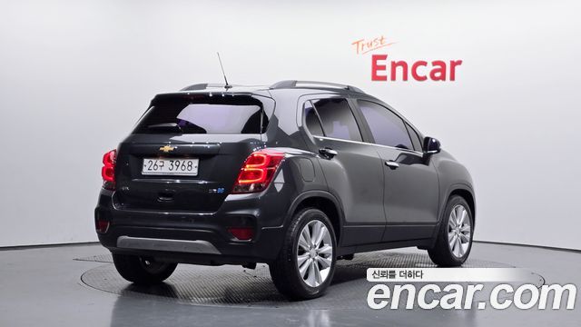 Chevrolet Korea Trax 2017 — photo 2