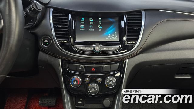 Chevrolet Korea Trax 2017 — photo 13
