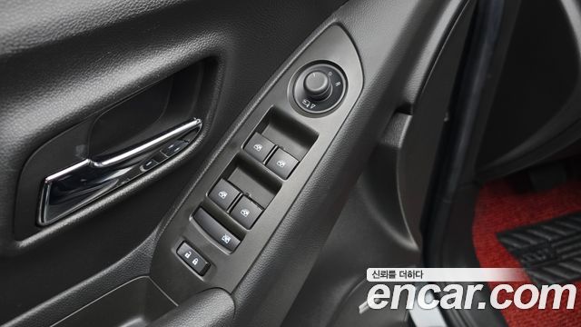 Chevrolet Korea Trax 2017 — photo 15