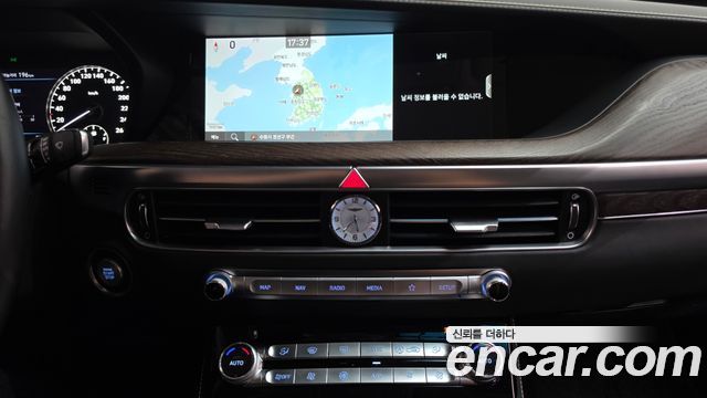 Genesis G90 2019 — photo 18