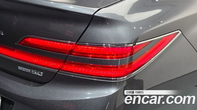 Genesis G90 2019 — photo 9
